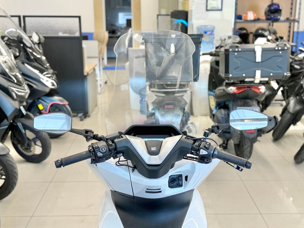 25년식 PCX125 29,XXXkm 판매합니다:) 이미지