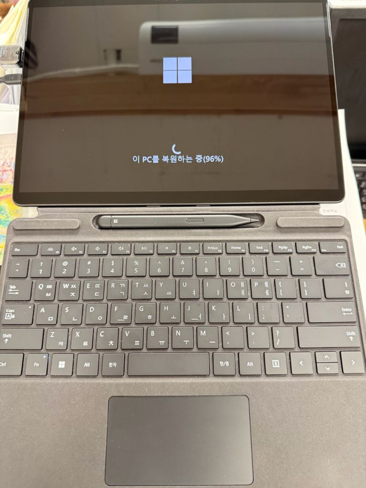 서피스 프로 9 (16gb, 256gb) 판매. 이미지