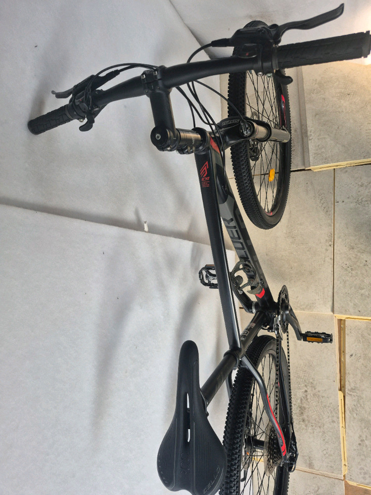 2018년형 첼로 볼 더 3.0 27.5인치 MTB 자전거 이미지