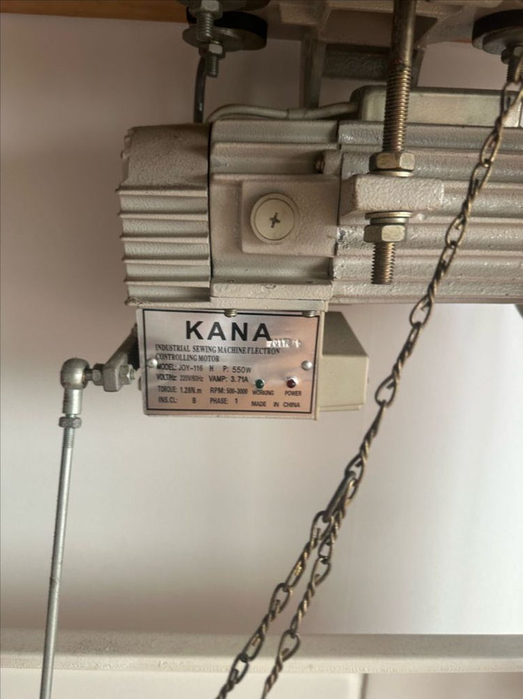 공업용 재봉틀 이미지