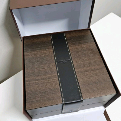 론진 레전드 다이버워치 블랙다이얼 39mm 이미지