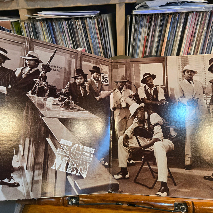 Lakeside.untouchables.83.US.초반.NM/EX+.LP 이미지