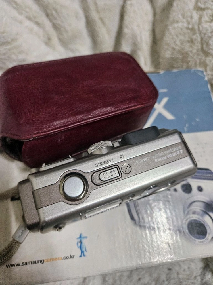 삼성 케녹스 디지맥스 v4 레트로 디카 빈티지 카메라 이미지