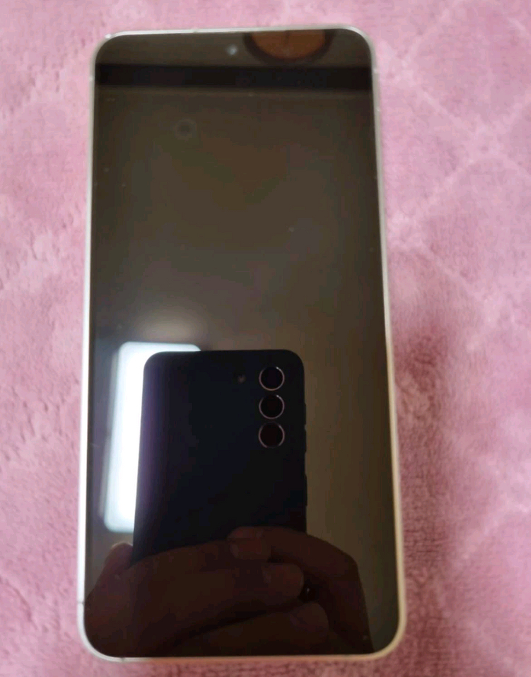 삼성 갤럭시 S24 크림 512GB 공기기 판매합니다 이미지