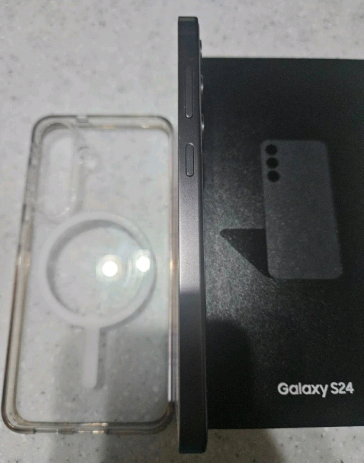 갤럭시 S24 블랙 256GB 정상해지 풀박스 이미지