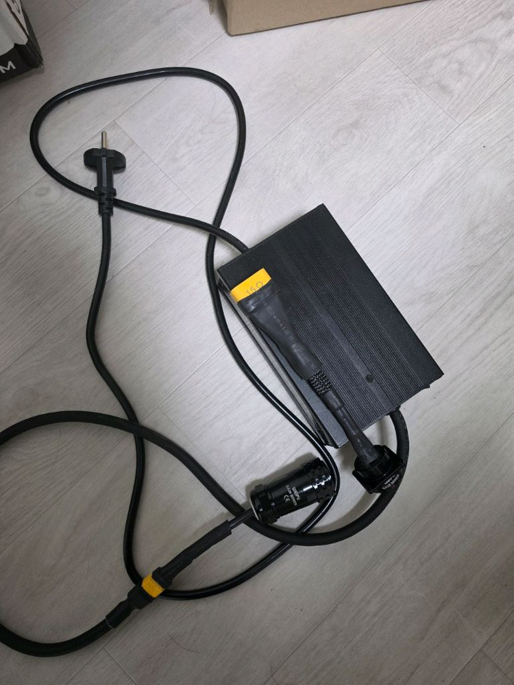 위페드 m콤11 60/60A 11인치 광폭타이어 이미지