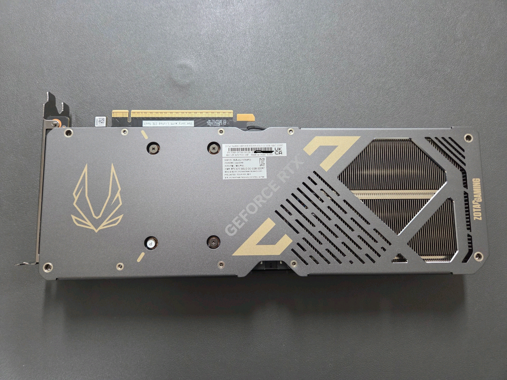 RTX 5070 그래픽카드 이미지