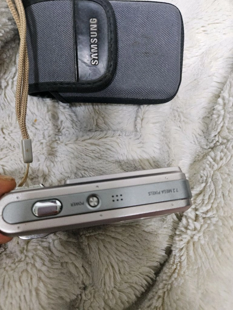 삼성 케녹스 v7 레트로 디카 빈티지 카메라 이미지