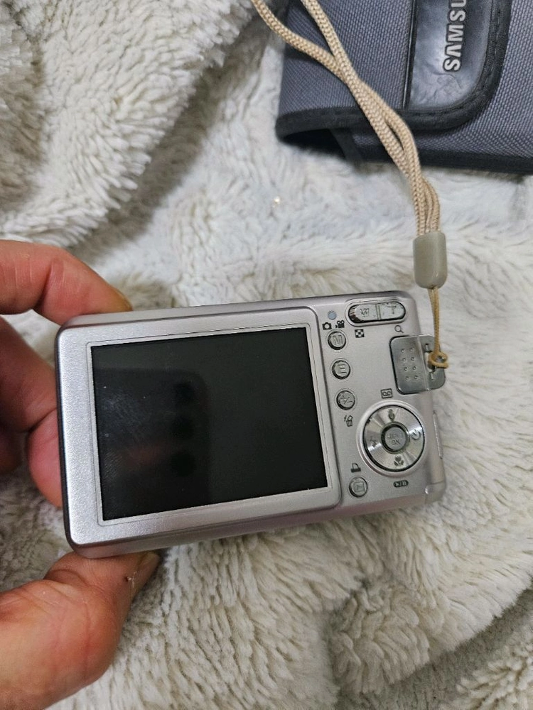 삼성 케녹스 v7 레트로 디카 빈티지 카메라 이미지