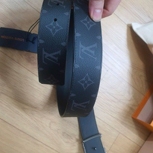 루이비통 벨트 팝니다 영수증있고 가품아니에요 이미지