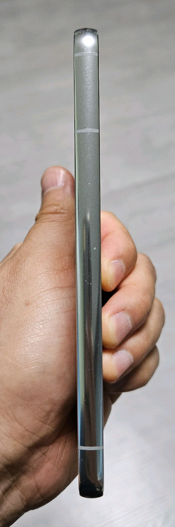 갤럭시 S22 화이트 256GB 싸게 팝니다. 이미지