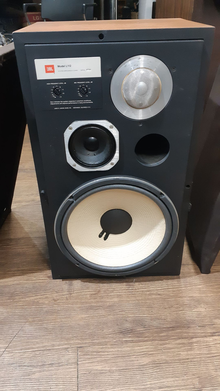 JBL L112 스피커 이미지