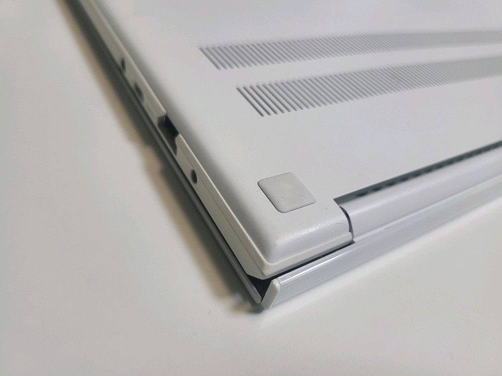 NT950XDA-KC58W 갤럭시북 삼성노트북 이온2 SSD 512 배터리 100% 이미지