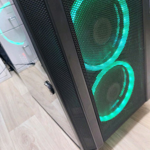 i5-11400F RTX 3070 Ti 게이밍 PC 본체 팝니다 이미지