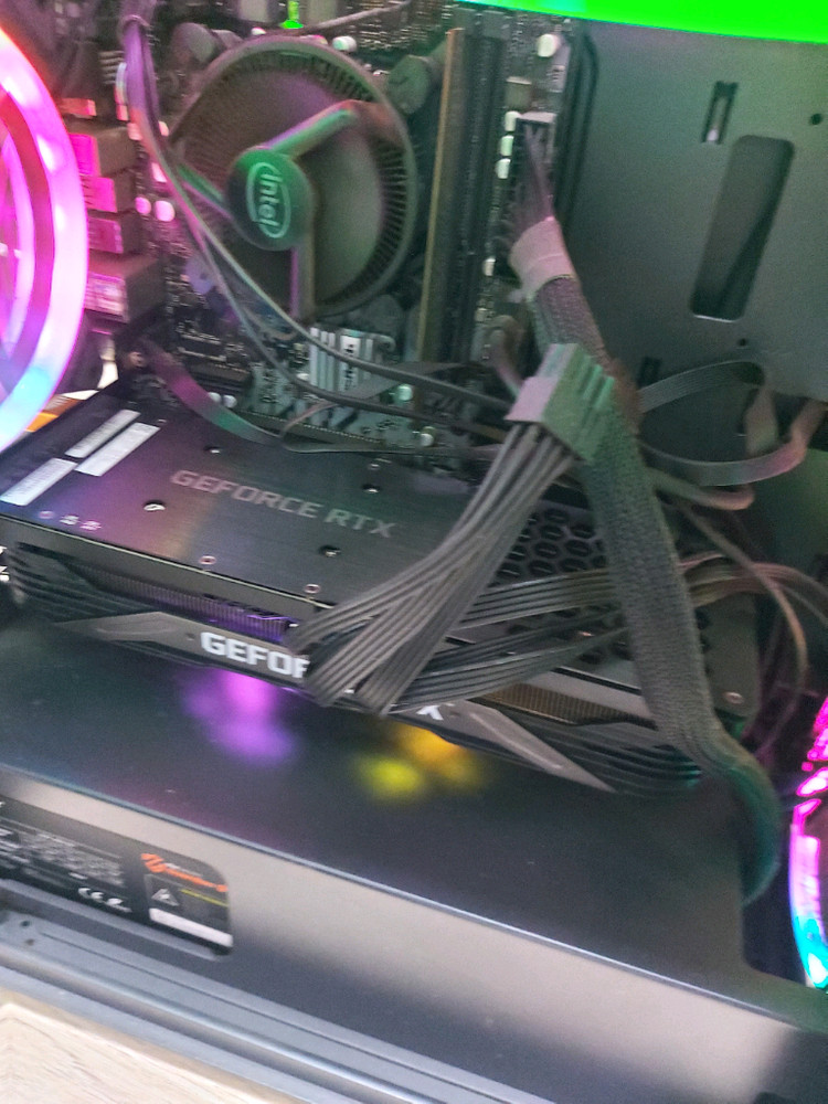 i5-11400F RTX 3070 Ti 게이밍 PC 본체 팝니다 이미지