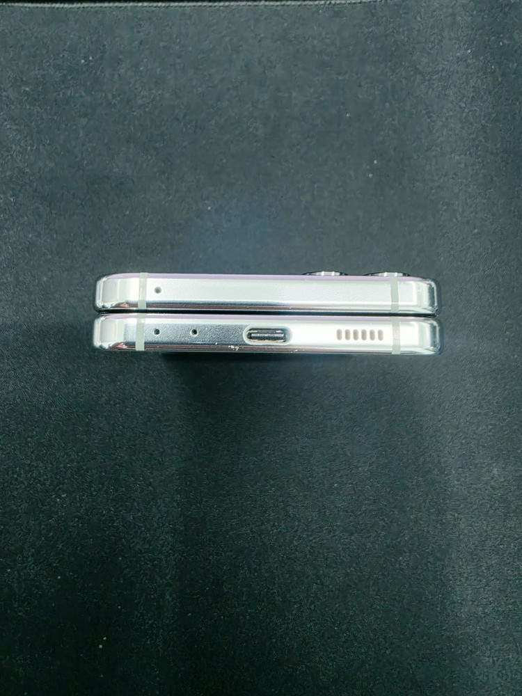 A급) 갤럭시 Z 플립5 256GB 저렴하게판매 이미지