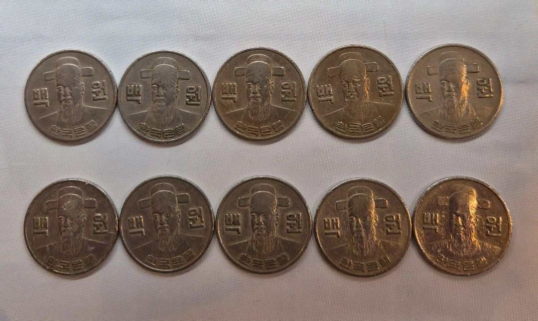 1974년 100원 동전 10개 일괄 이미지