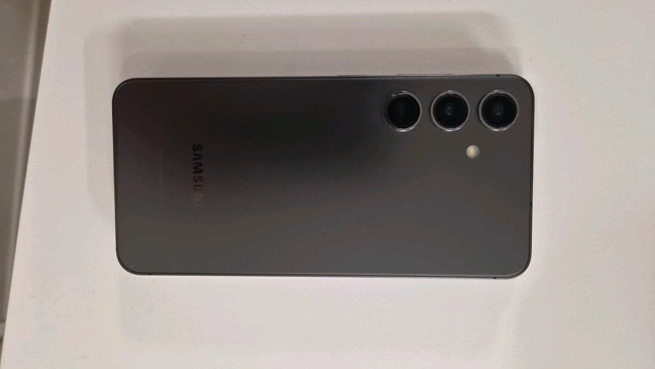 갤럭시 S24 블랙 256GB 이미지