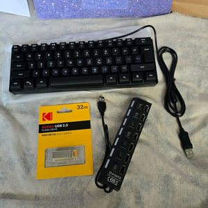 USB 메모리 32기가 키보드 어댑터 등 일괄 이미지