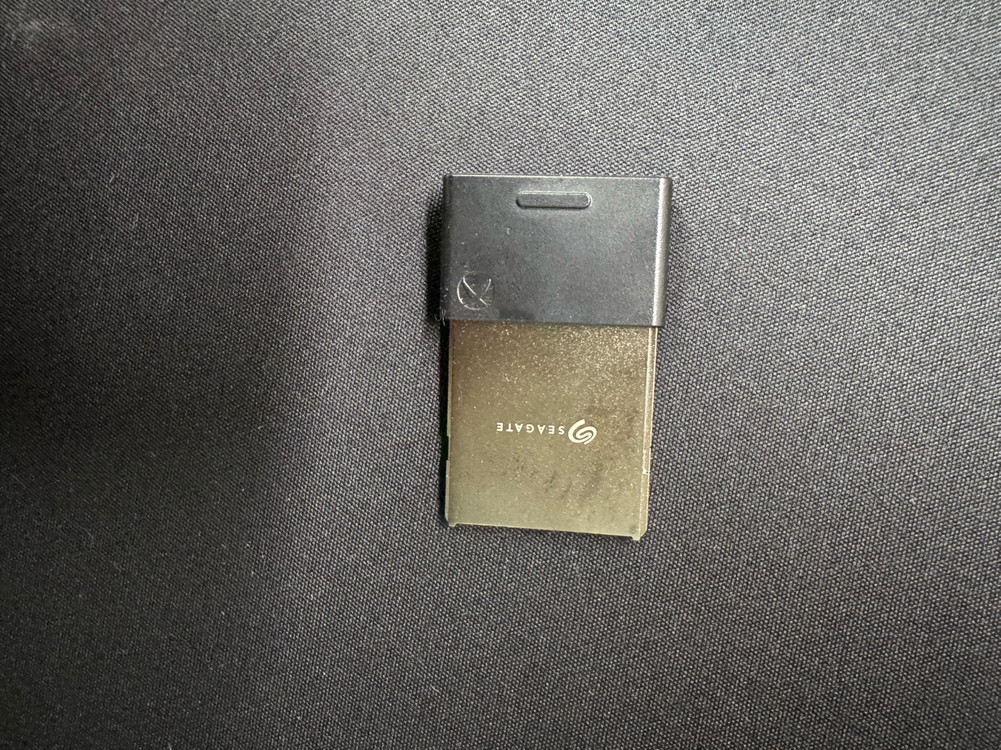 시게이트 엑스박스 스토리지 ssd 1TB 이미지
