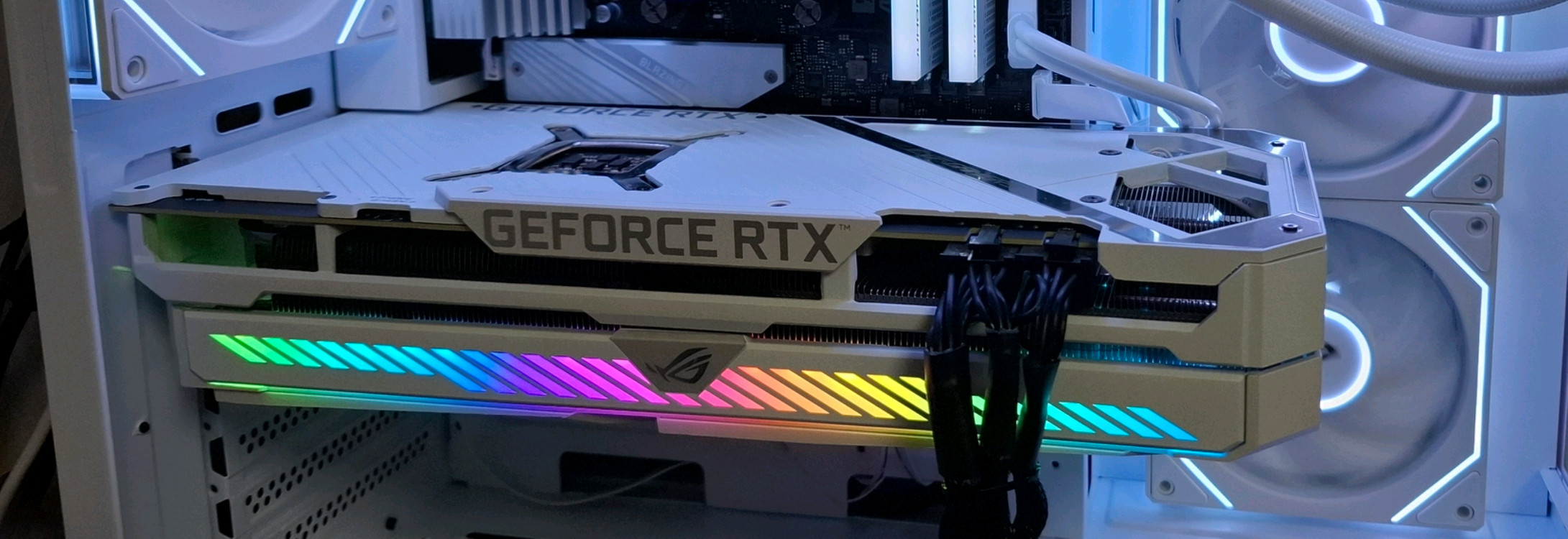 ASUS ROG STRIX 3070 화이트 에디션 팝니다 [광주광역시] 이미지