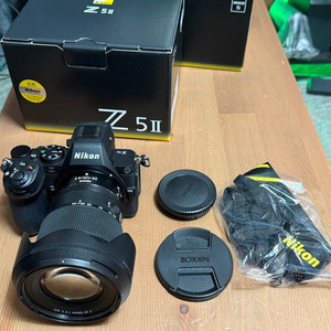 니콘 Z5ii + 24-120 F4 S 렌즈