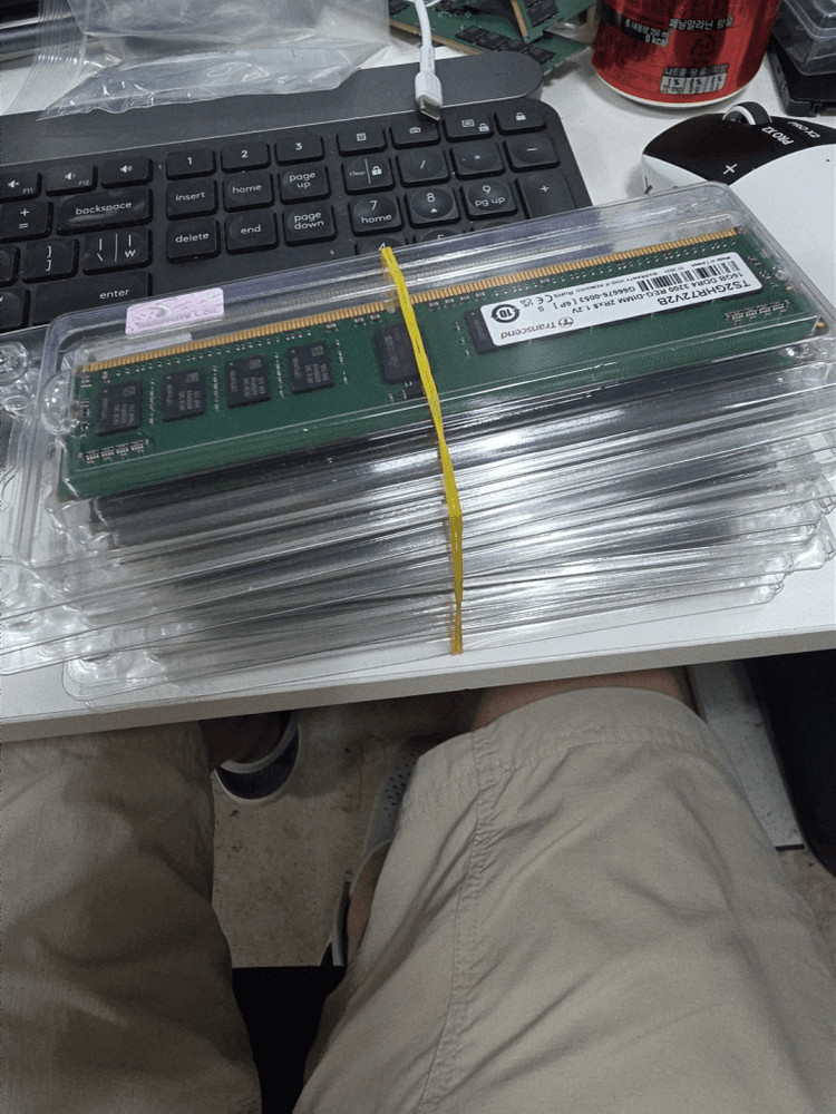 서버용 DDR4 ECC RDIMM 3200Mhz 128GB 팝니다. (16GB x 8개 = 128GB) 이미지