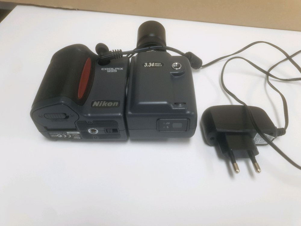 니콘 쿨픽스 E995 카메라 / 부품용 이미지