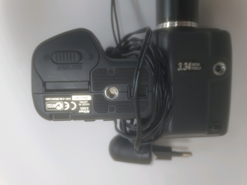 니콘 쿨픽스 E995 카메라 / 부품용 이미지
