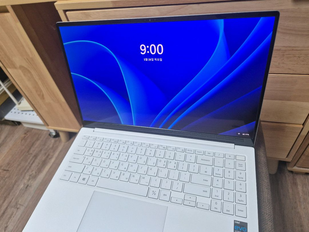 삼성 갤럭시북 프로 NT950XDB-KC58S 이미지
