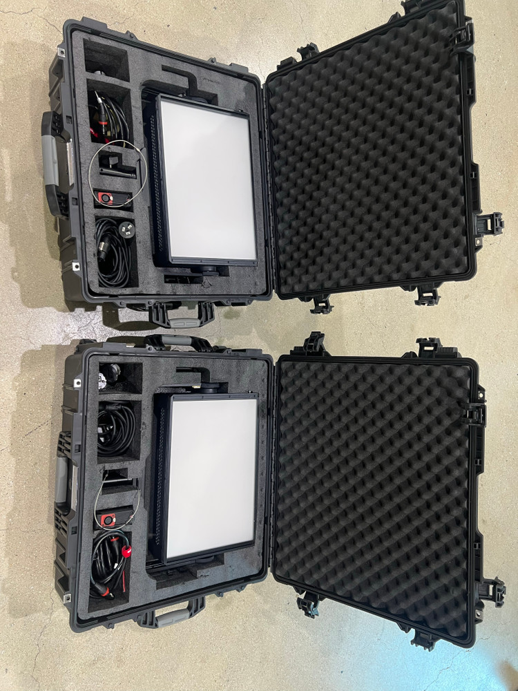 Aputure 어퓨쳐 노바 NOVA P300C 2대 하드케이스 포함 및 소프트 박스 반도어 어퓨처 팝니다 이미지