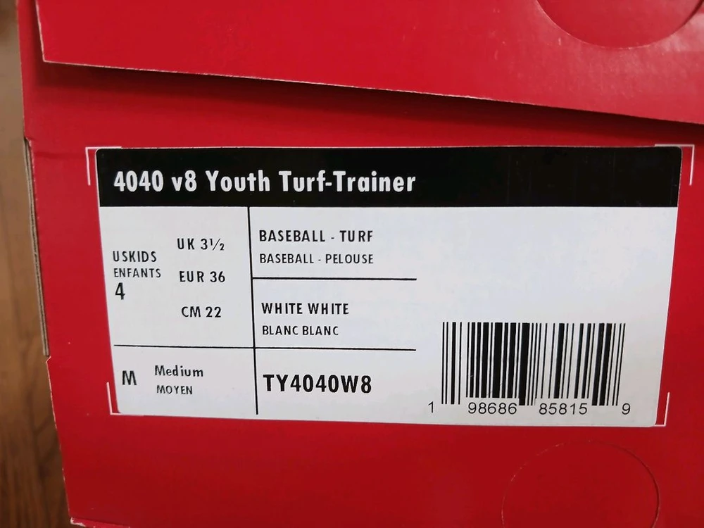 뉴발란스 주니어 야구화 4040 V8 터프 인조잔디화 이미지