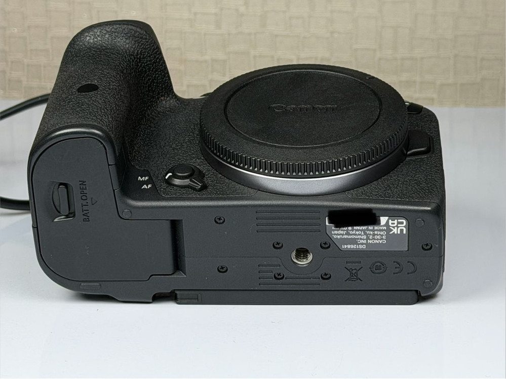 캐논 EOS R7 미러리스 카메라 바디 이미지