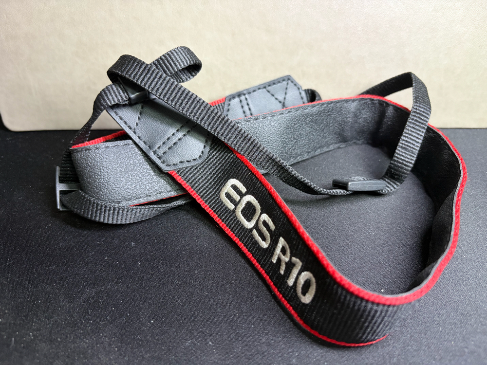 캐논 EOS R10 18-45 KIT 번들킷 풀박스 이미지