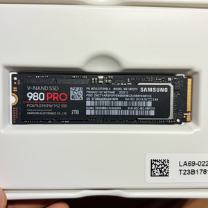 삼성 980 PRO 2TB NVMe M.2 SSD 이미지
