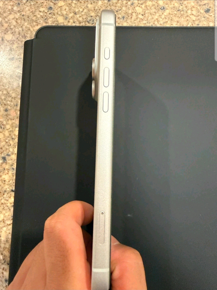 아이폰 17Pro Max 실버 512GB 자급제 팝니다 이미지