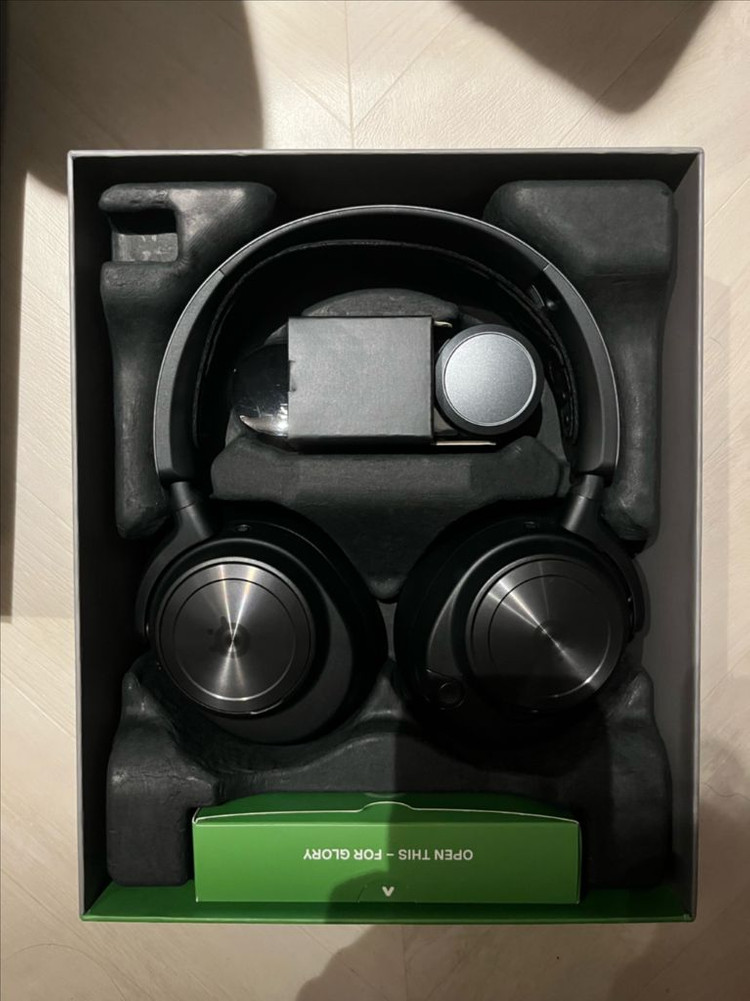 스틸시리즈 arctis nova pro wireless 무선 게이밍 헤드셋 판매합니다 이미지