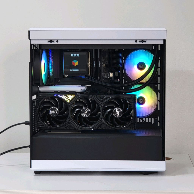 270K PLUS 5070Ti 아이온2 배그 붉은사막 컴퓨터 이미지