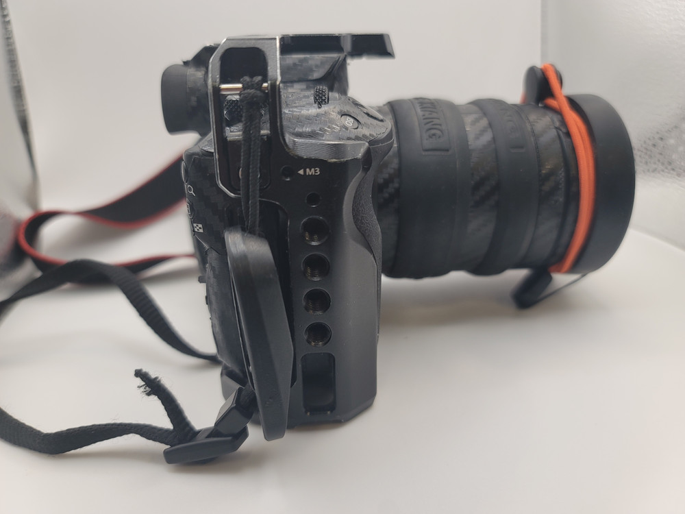 캐논 eos r50 미러리스 카메라,18-150 렌즈,스몰리그 케이지,리모컨 이미지