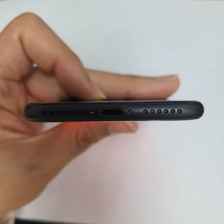 아이폰7 매트블랙 32GB S급 (카메라무음) 배터리100% 199099 이미지