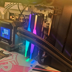 ADATA DDR5 6000 CL30 LANCER RGB 32gb 블랙 하이닉스 칩 이미지