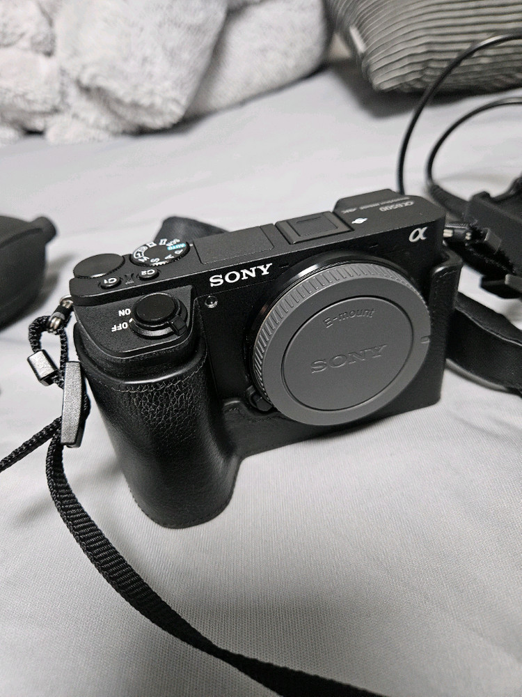[가격인하 풀박스] 소니 a6500 미러리스 카메라 + 시그마 30mm F1.4 + 탐론 18-200mm 렌즈 이미지