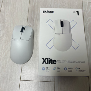 펄사 xlite v4 mini + 유리피트 게이밍 마우스 이미지