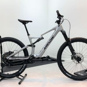 2025년 DJI 앰플로우 AMFLOW PL 카본 E-바이크 전기 E-MTB 미사용 새상품 이미지