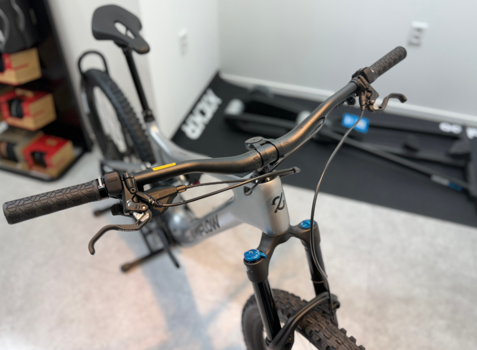 2025년 DJI 앰플로우 AMFLOW PL 카본 E-바이크 전기 E-MTB 미사용 새상품 이미지