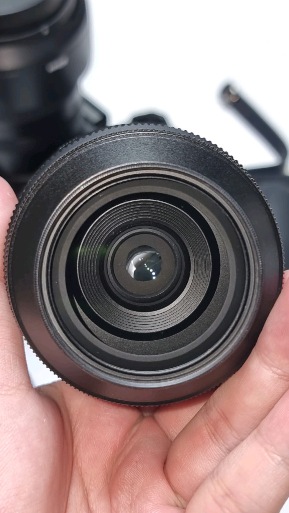 니콘 Z50II 바디 + Z DX 18-140mm VR + Z DX 24mm F1.7 + 7Artisans 50mm 이미지