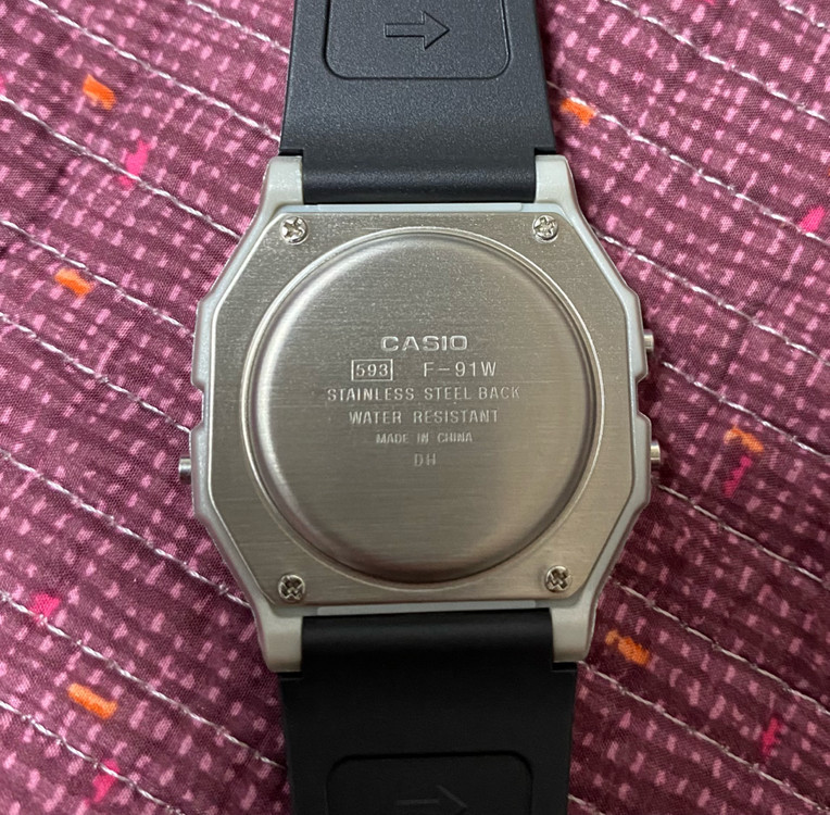 카시오 시계 F-91WM-7A 팝니다. 이미지