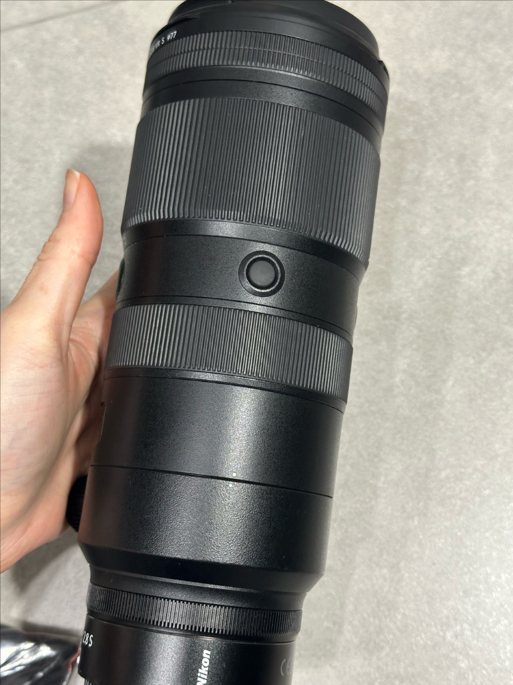 NIKKOR Z 70-200mm f/2.8 VR S 이미지
