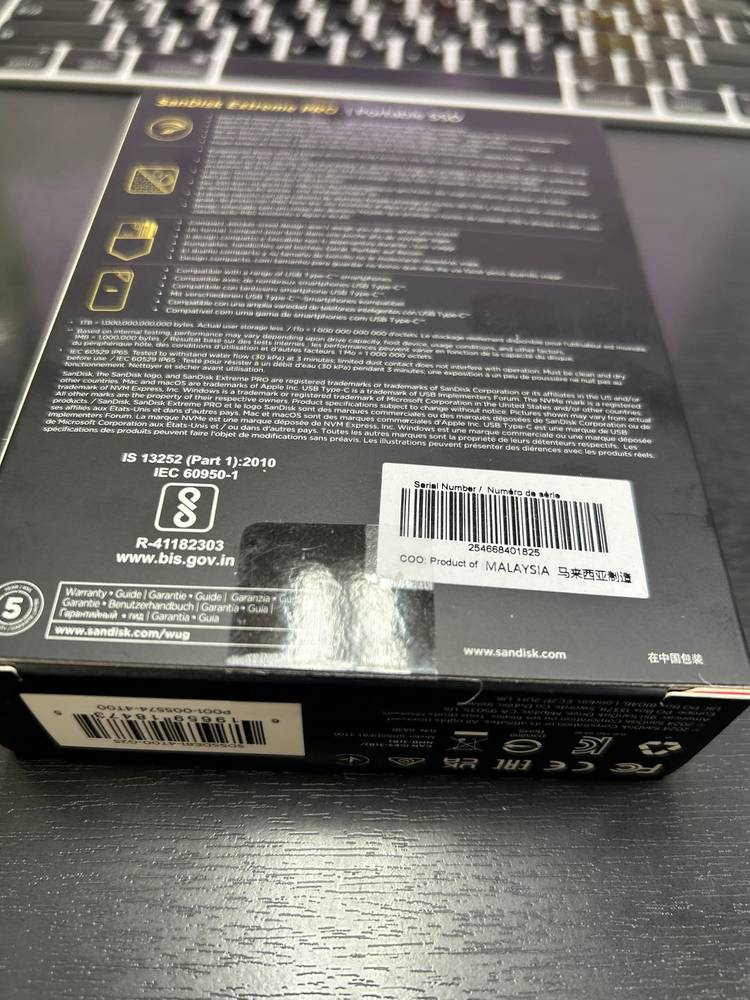 샌디스크 외장 SSD 익스트림 E61 4TB 블랙 미개봉 새상품 이미지