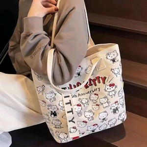 헬로키티 토트백 새상품 이미지